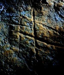 grabado neandertal en una cueva de Gibraltar